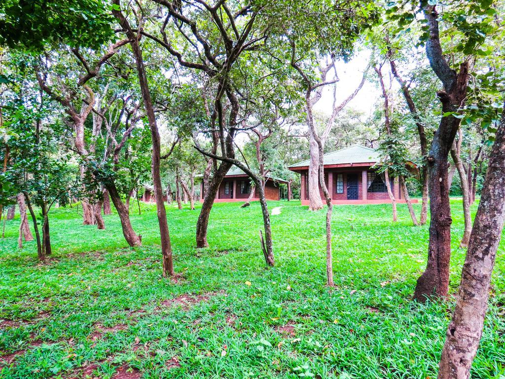 Woodlands Lilongwe Hotel Екстериор снимка